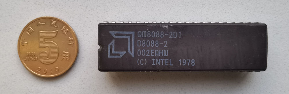 AMD QM8088-2D1 D8088-2 正面