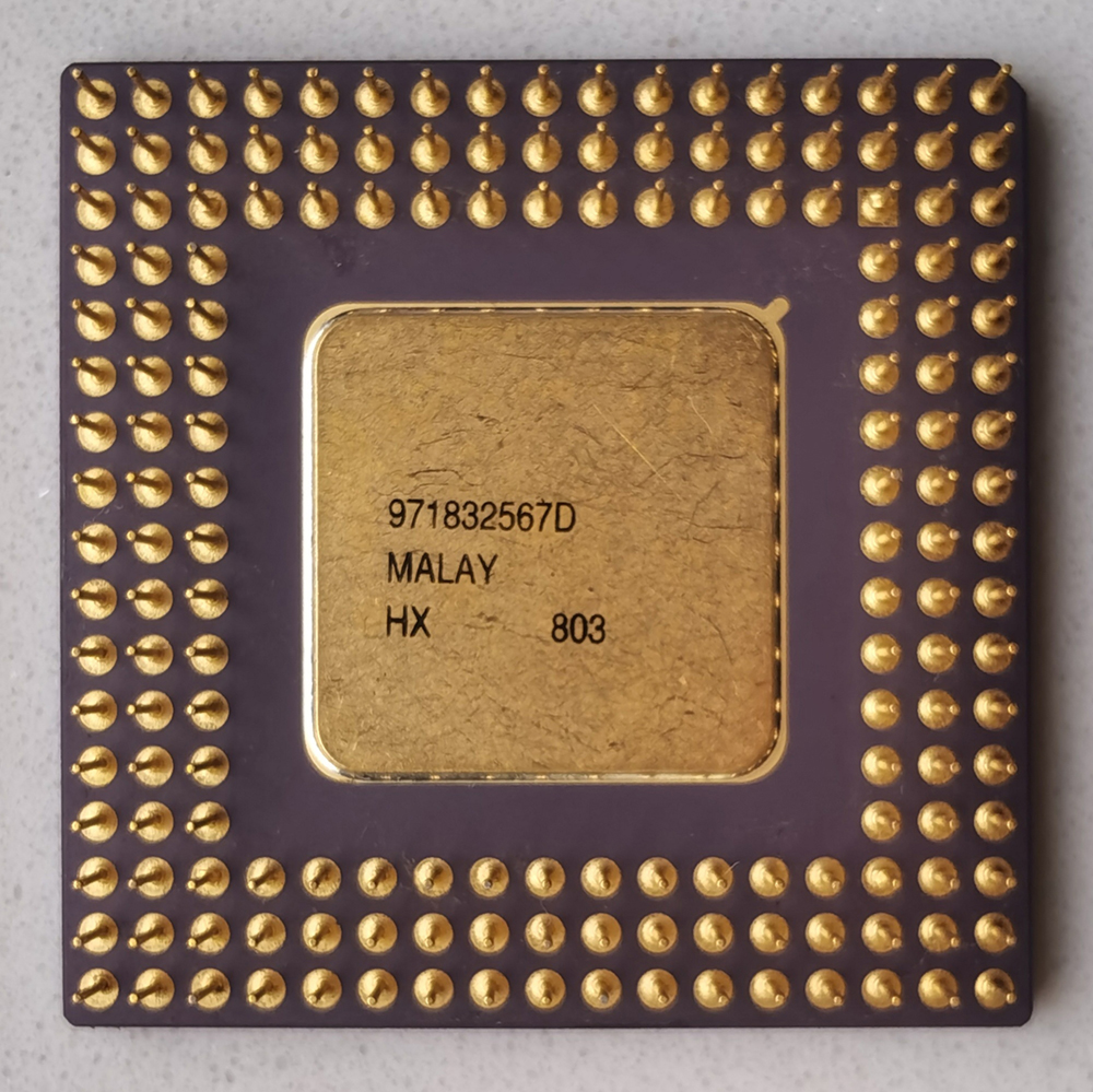 Intel A80960CF33 反面