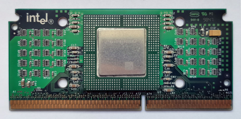 Intel Celeron 400 MHz 正面