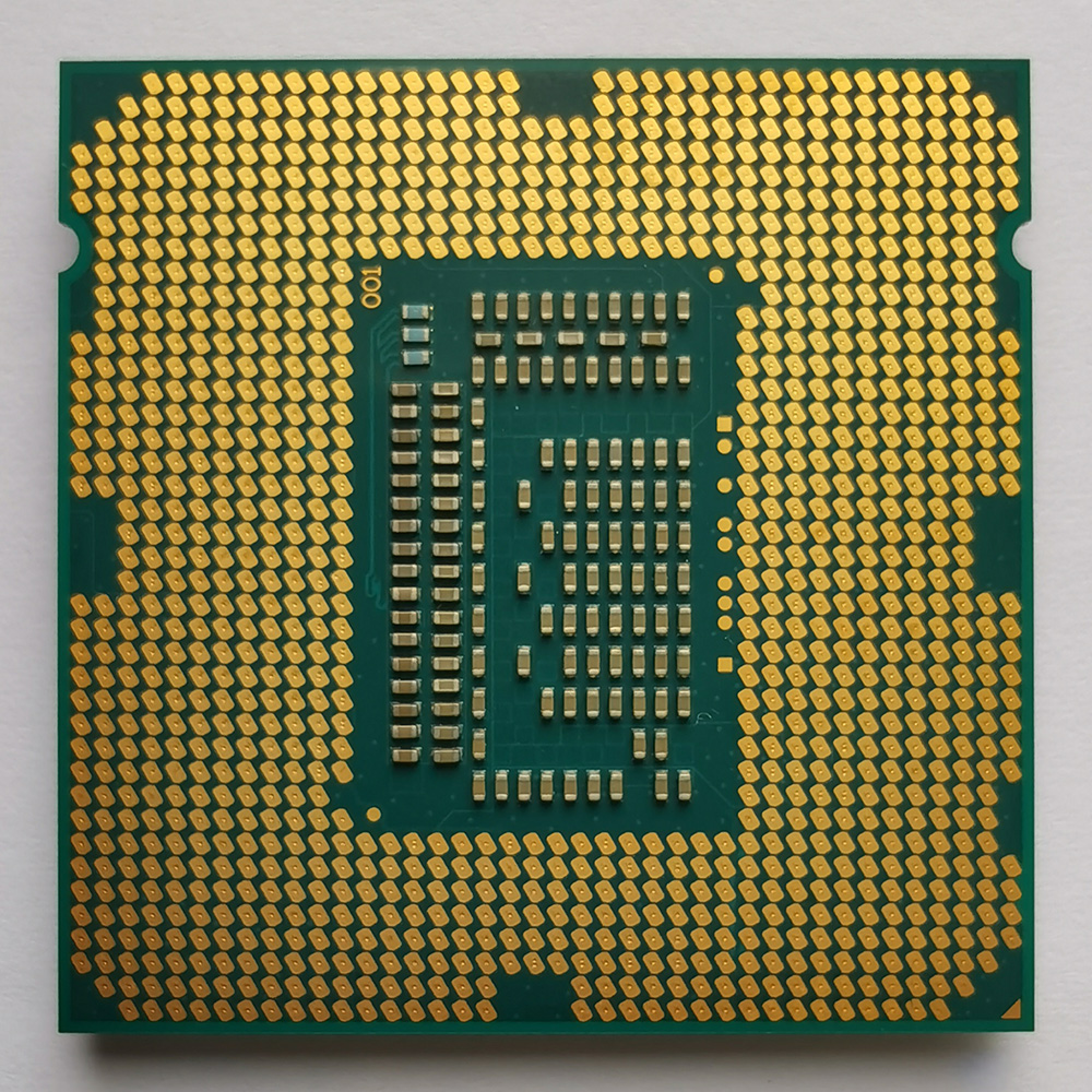 Intel Core i7-3770 反面