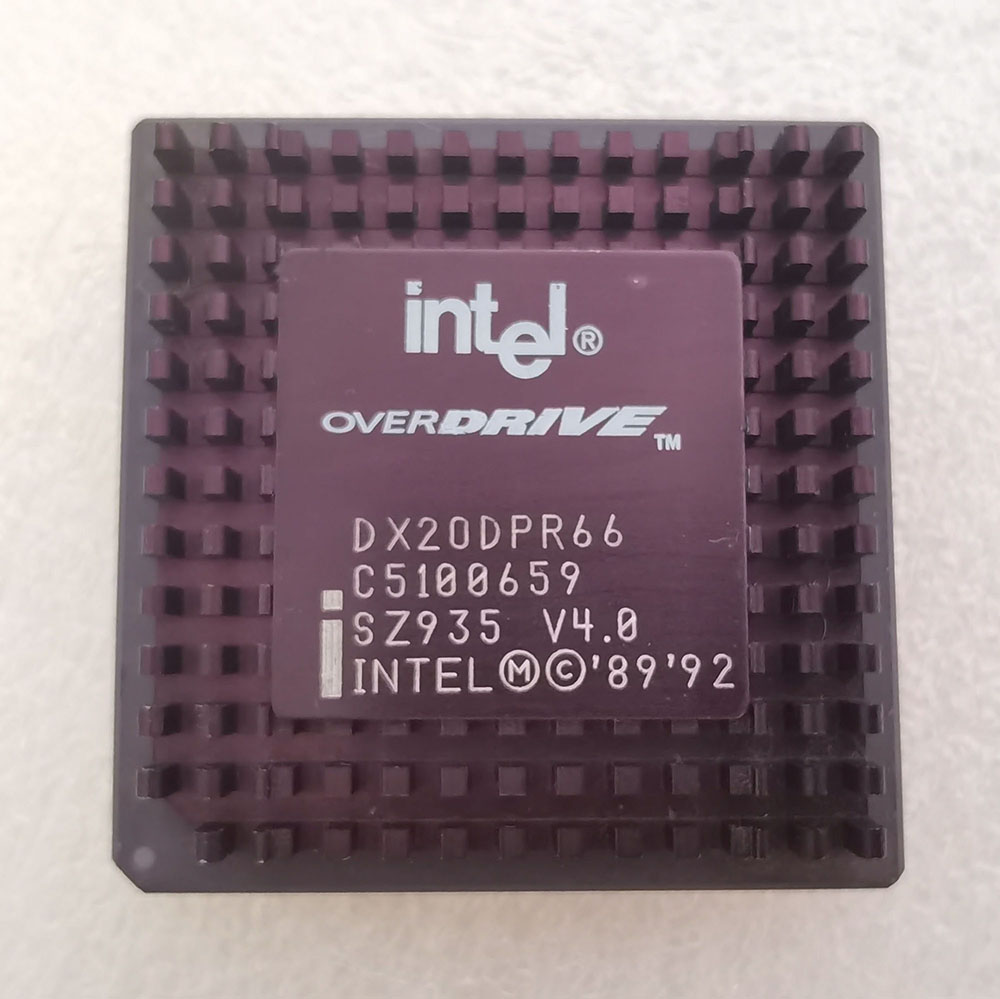 Intel OverDrive DX2ODPR66 (V4.0) 正面