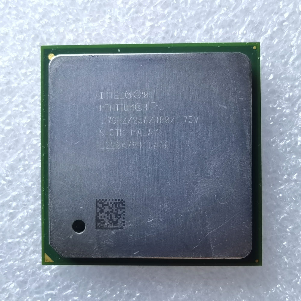 Intel Pentium 4 1.7GHz 正面