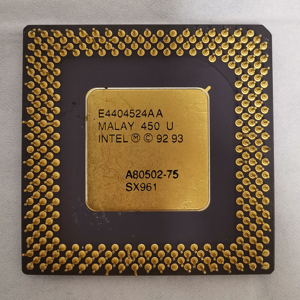 Intel Pentium A80502-75 Goldcap 反面