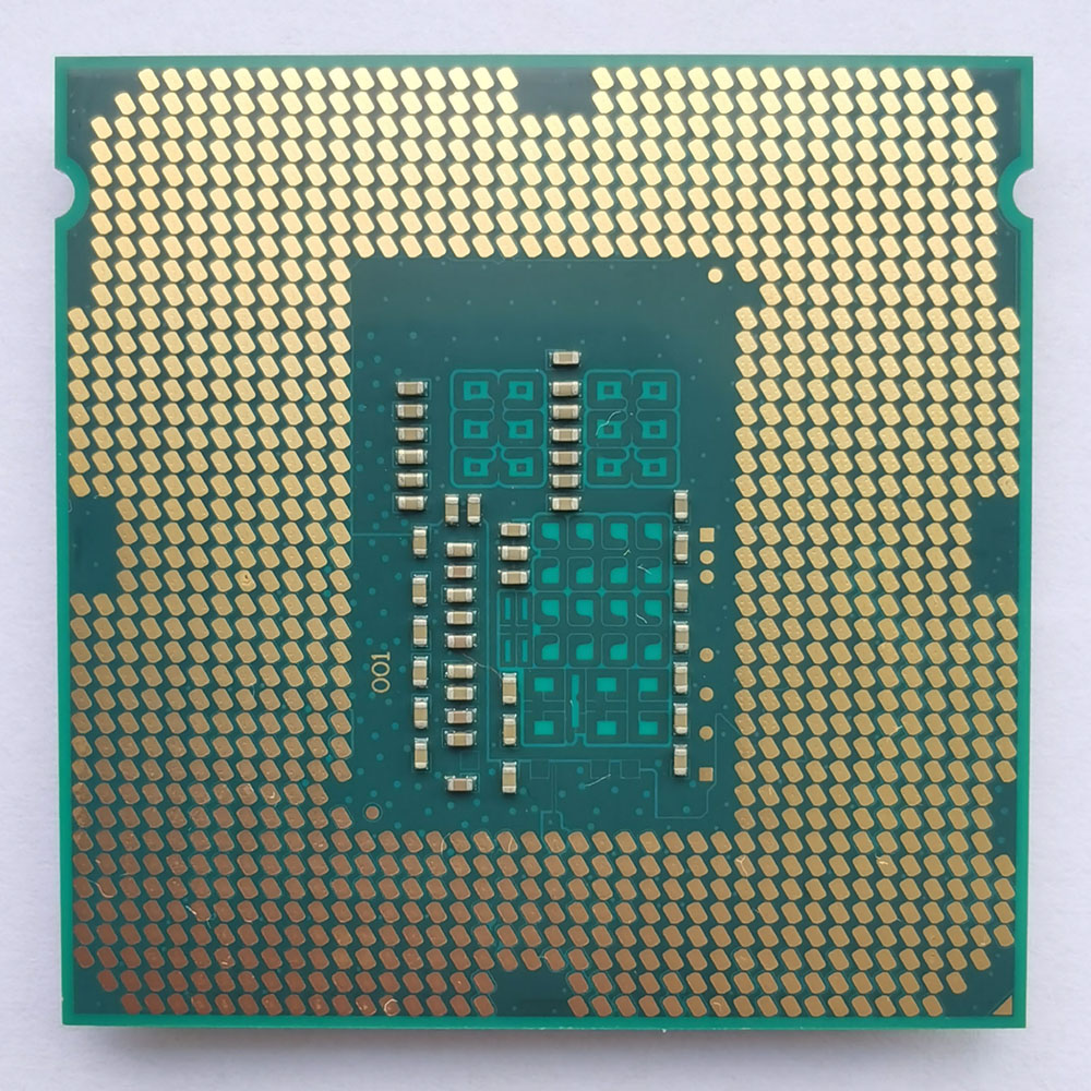 Intel Pentium G3240 正面